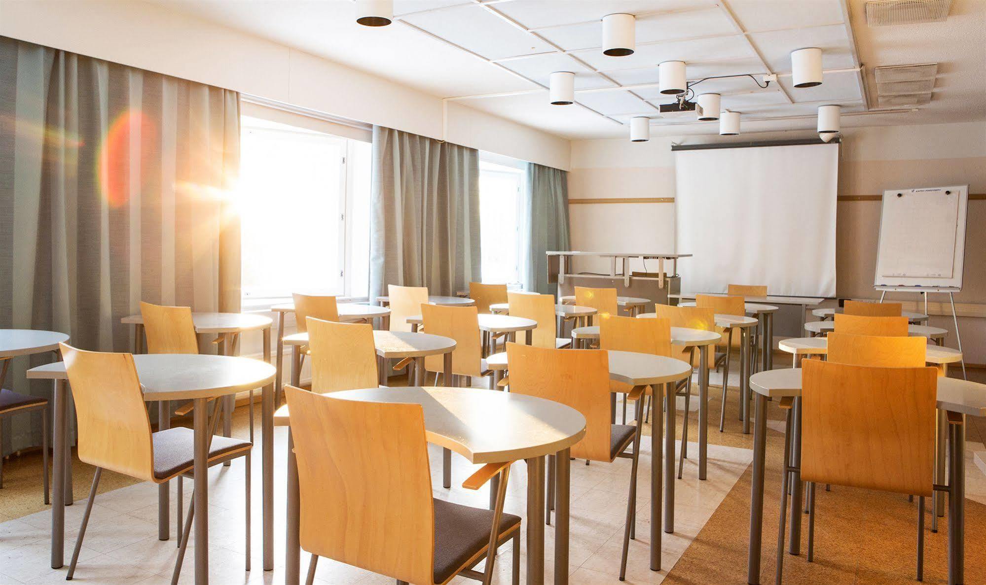 Finlandia Hotel Airport Oulu Kempele Dış mekan fotoğraf
